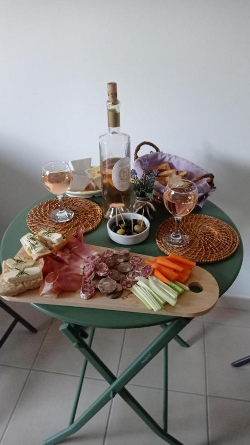 Les Cigales Bed & Breakfast Villelaure Ngoại thất bức ảnh